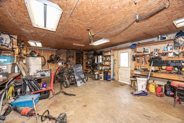 15405 Drake Lane, Biloxi, MS 39532