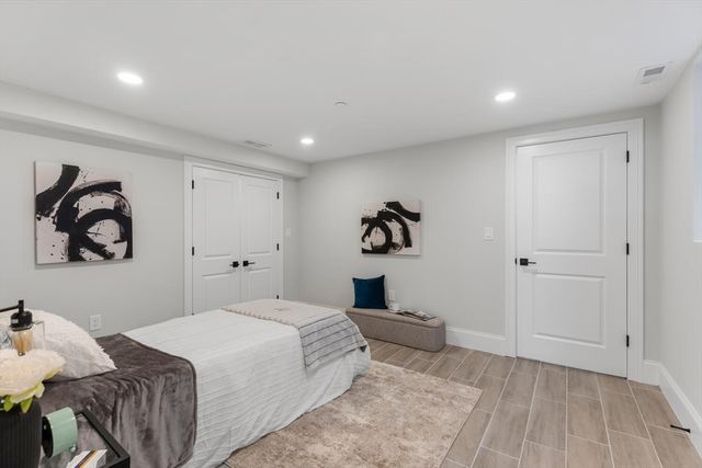 227 Highland Ave 1, Somerville, MA 02143