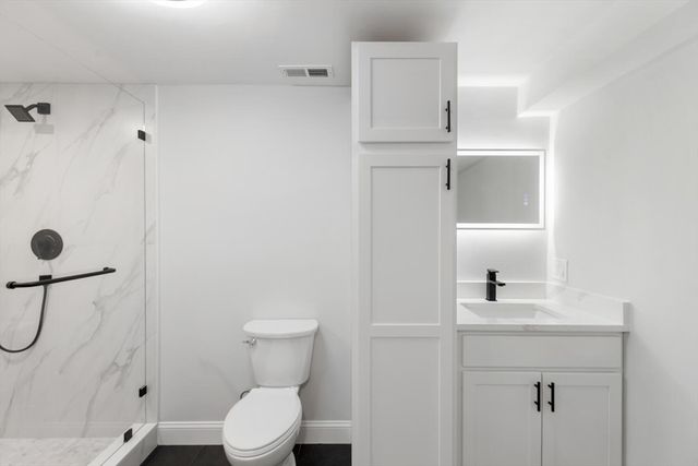 227 Highland Ave 1, Somerville, MA 02143