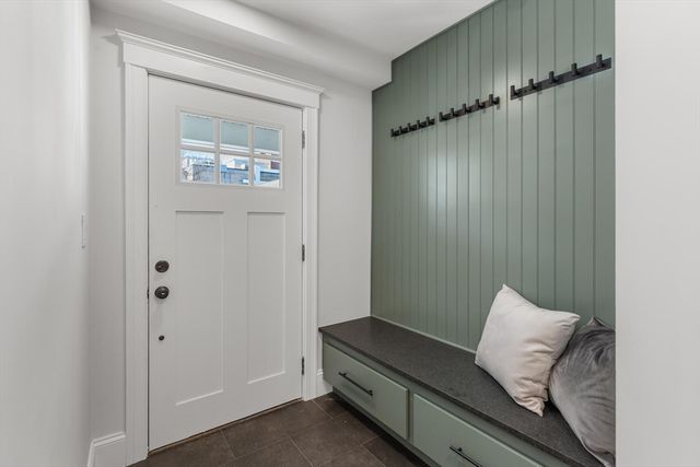 227 Highland Ave 1, Somerville, MA 02143