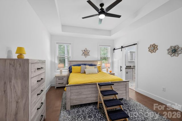 29 Banner Cottages Lane, Mills River, NC 28759