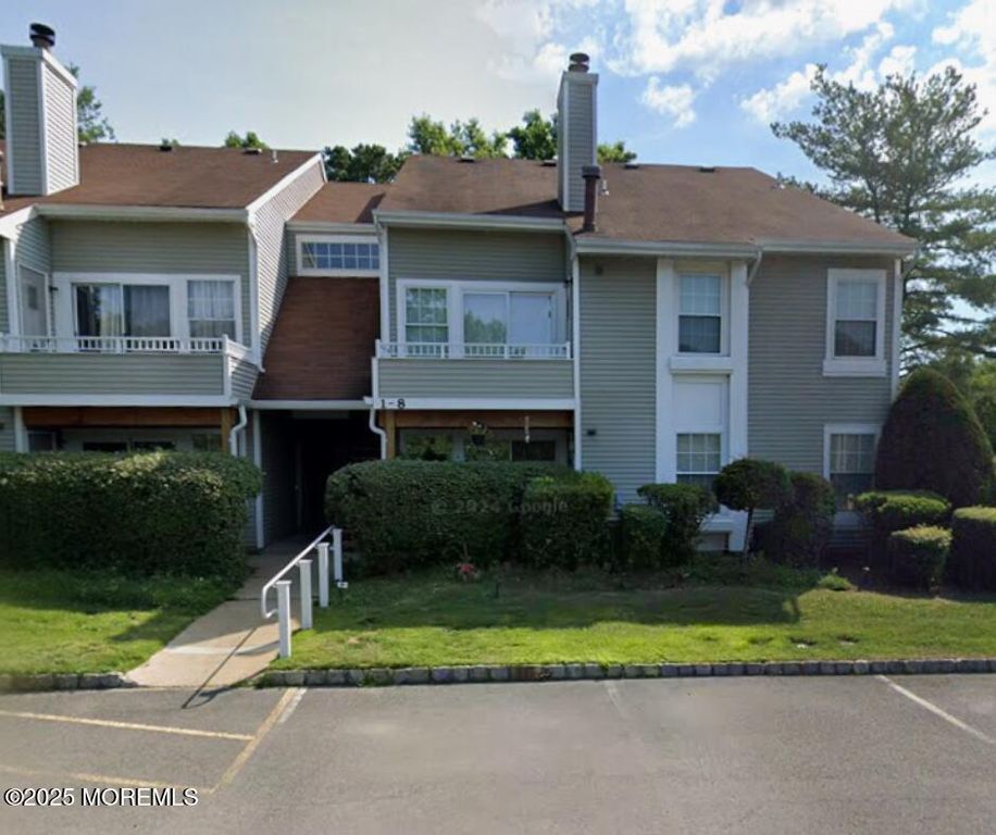 3 Dressage Court, Tinton Falls, NJ 07753