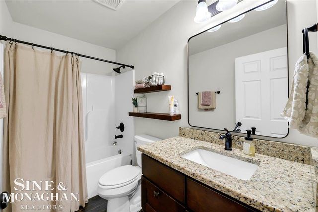 9445 Folkert Road, Clay Twp, MI 48001