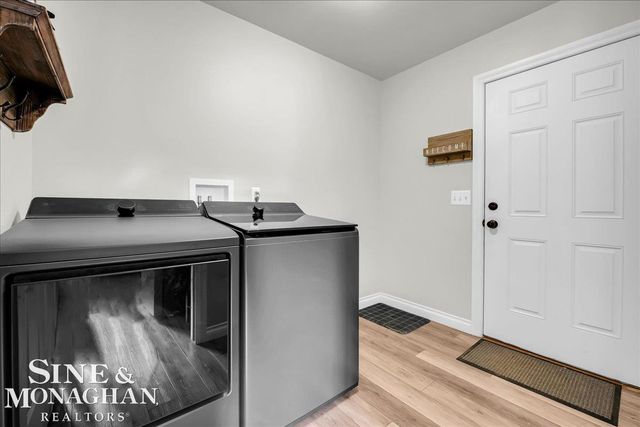 9445 Folkert Road, Clay Twp, MI 48001