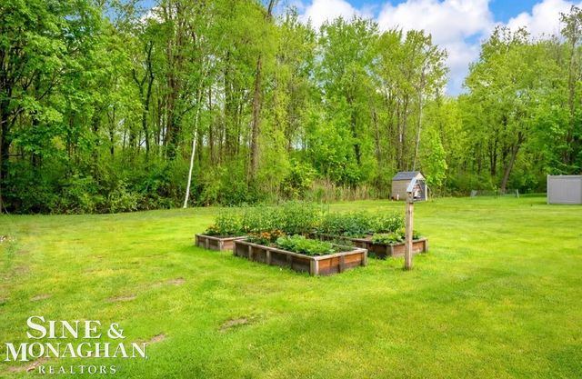 9445 Folkert Road, Clay Twp, MI 48001