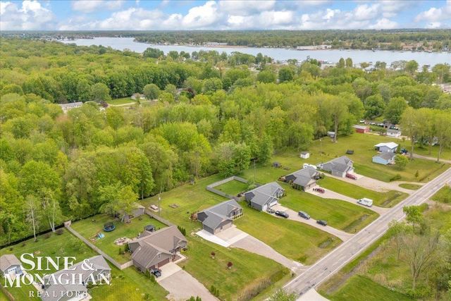 9445 Folkert Road, Clay Twp, MI 48001