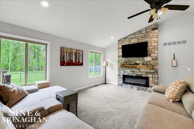 9445 Folkert Road, Clay Twp, MI 48001