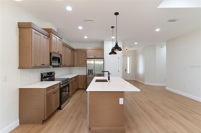 17399 VALLYBROOK AVENUE, Port Charlotte, FL 33954