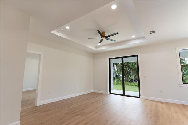 17399 VALLYBROOK AVENUE, Port Charlotte, FL 33954