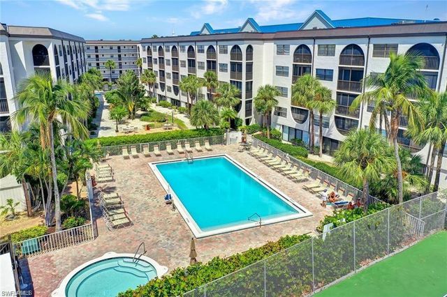 1031 Anglers CV A404, Marco Island, FL 34145