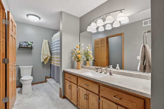 7987 Highland Drive, Lino Lakes, MN 55014