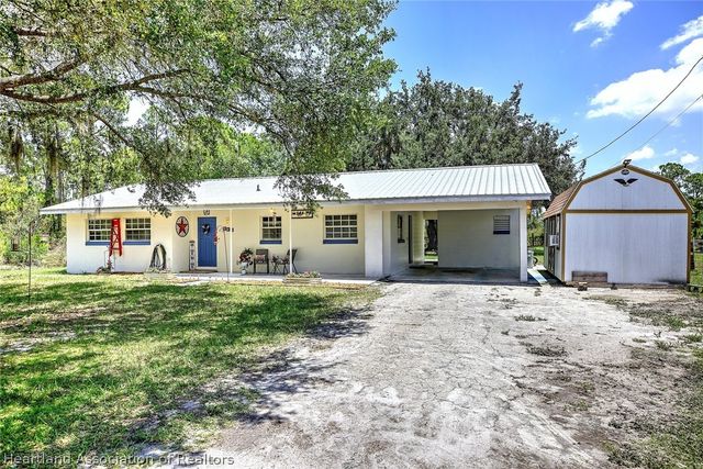 609 Vinson Avenue, Lake Placid, FL 33852