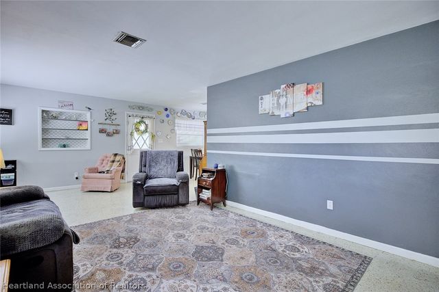 609 Vinson Avenue, Lake Placid, FL 33852