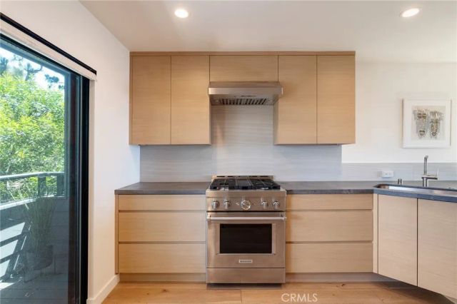 177 Calle Mayor, Redondo Beach, CA 90277