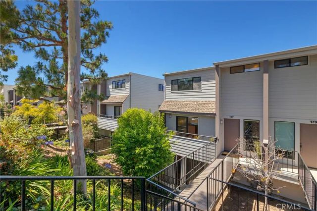 177 Calle Mayor, Redondo Beach, CA 90277
