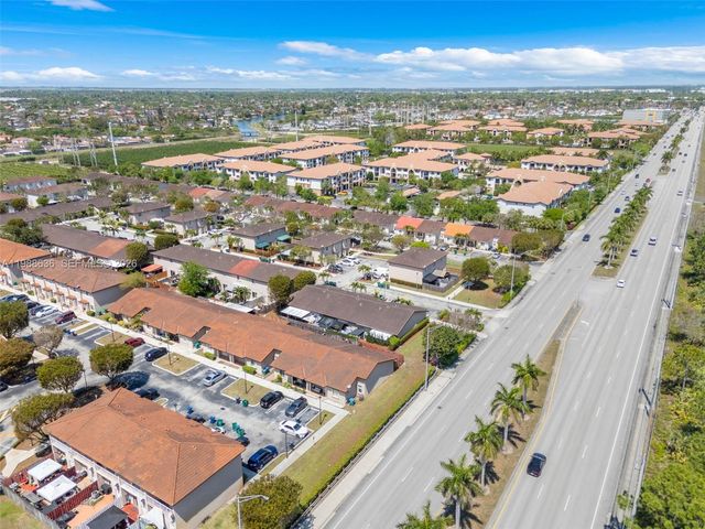 13713 SW 170th Ter, Miami, FL 33177