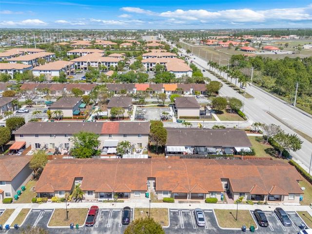 13713 SW 170th Ter, Miami, FL 33177