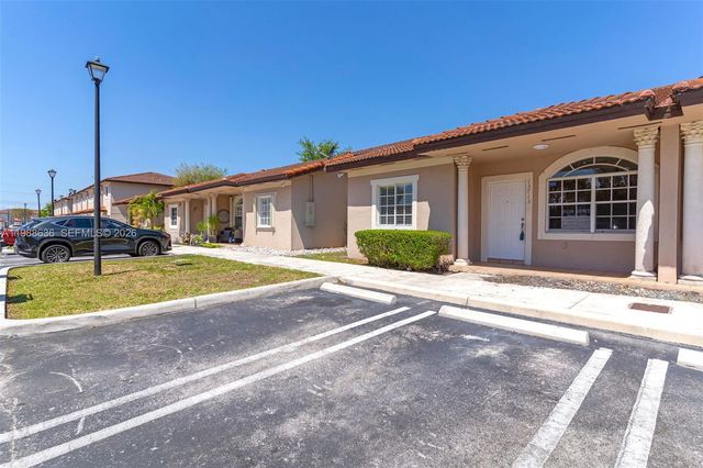 13713 SW 170th Ter, Miami, FL 33177