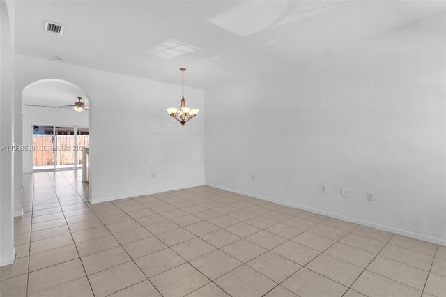 13713 SW 170th Ter, Miami, FL 33177