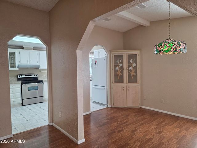 2233 E BEHREND Drive 227, Phoenix, AZ 85024