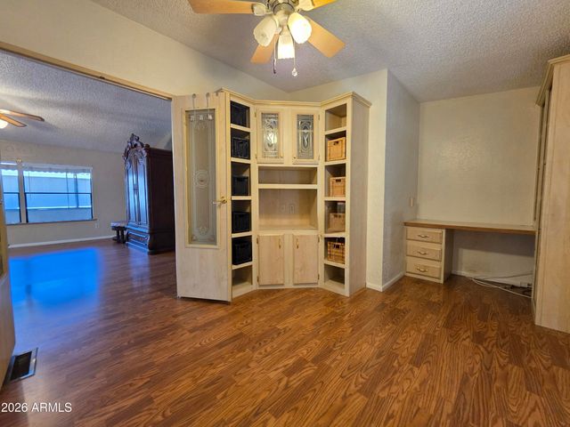 2233 E BEHREND Drive 227, Phoenix, AZ 85024