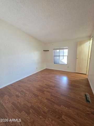 2233 E BEHREND Drive 227, Phoenix, AZ 85024