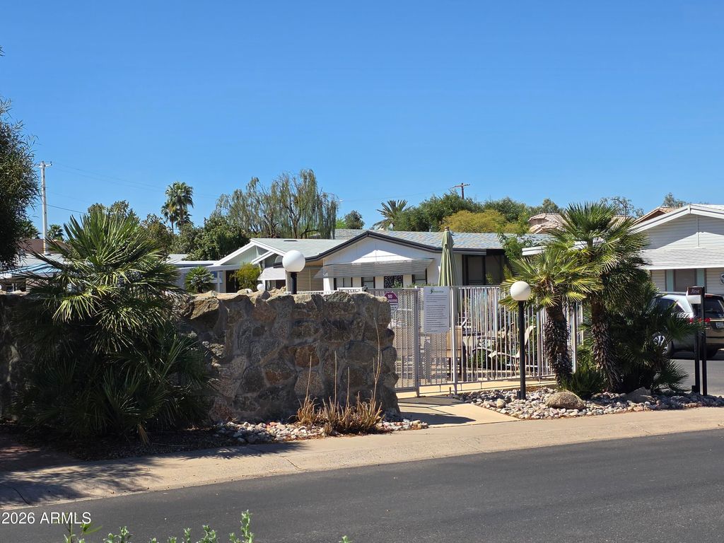 2233 E BEHREND Drive 227, Phoenix, AZ 85024 — photo 4