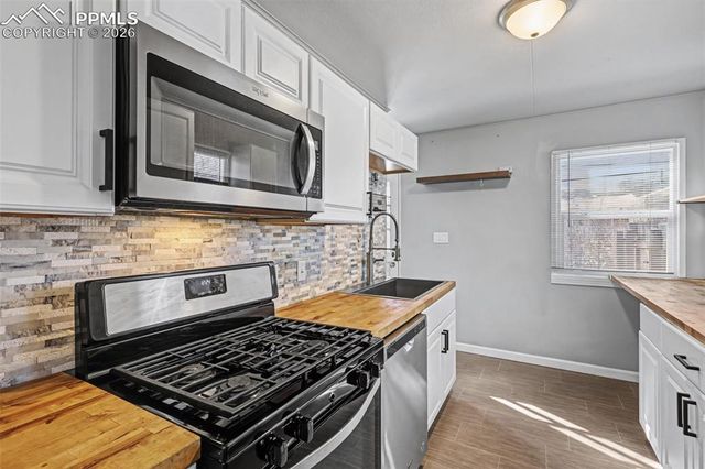 533 Warren Avenue, Colorado Springs, CO 80905