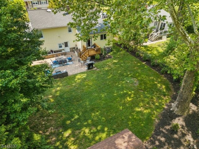 33 Edgar St, Summit City, NJ 07901