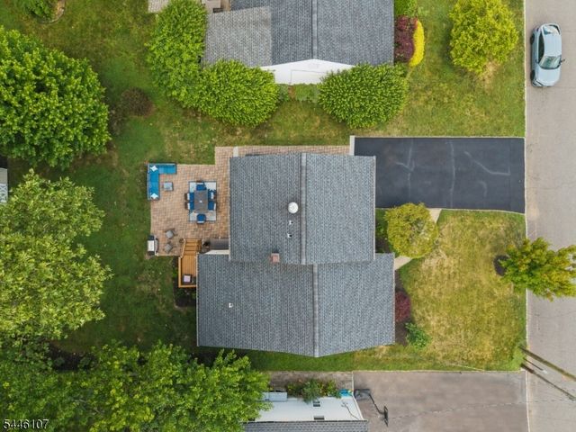 33 Edgar St, Summit City, NJ 07901