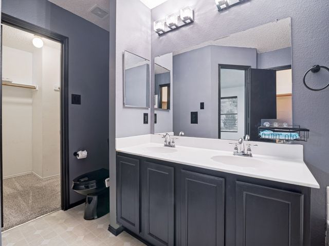 1544 Glenwick Drive, Rockwall, TX 75032