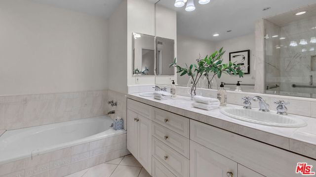 2738 Claray Drive, Los Angeles, CA 90077