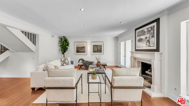 2738 Claray Drive, Los Angeles, CA 90077