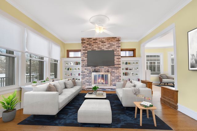 10226 S Hoyne Avenue, Chicago, IL 60643