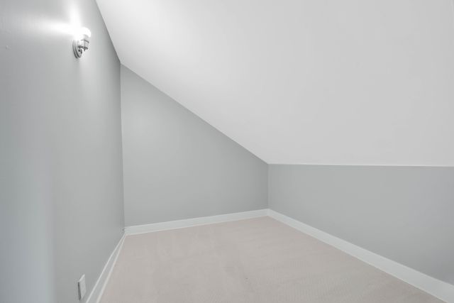 10226 S Hoyne Avenue, Chicago, IL 60643