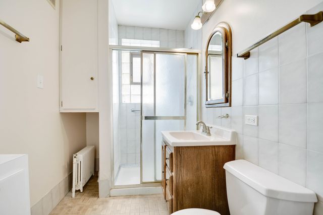 10226 S Hoyne Avenue, Chicago, IL 60643