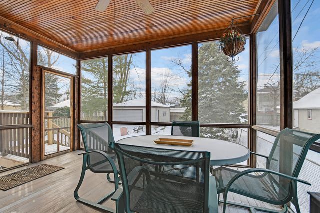 10226 S Hoyne Avenue, Chicago, IL 60643