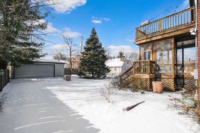 10226 S Hoyne Avenue, Chicago, IL 60643