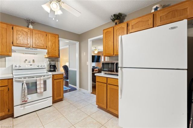 1740 Harper Spring Drive, Clemmons, NC 27012