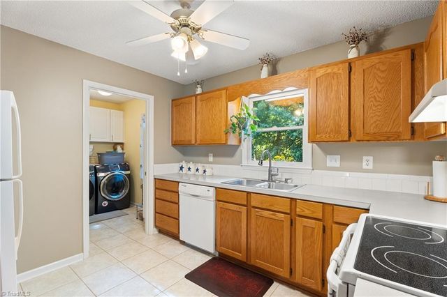 1740 Harper Spring Drive, Clemmons, NC 27012