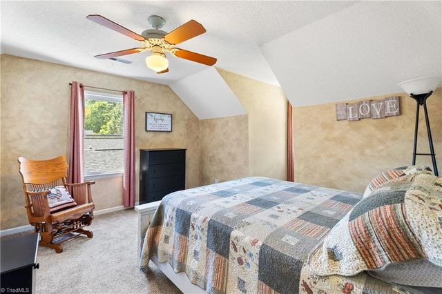 1740 Harper Spring Drive, Clemmons, NC 27012