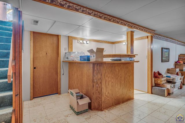 8924 SE Berryton RD, Berryton, KS 66409