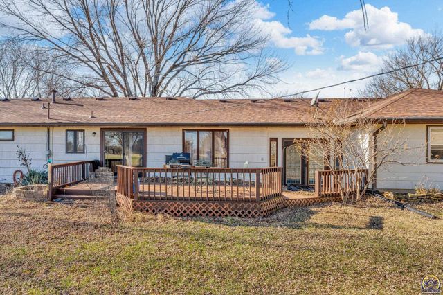 8924 SE Berryton RD, Berryton, KS 66409