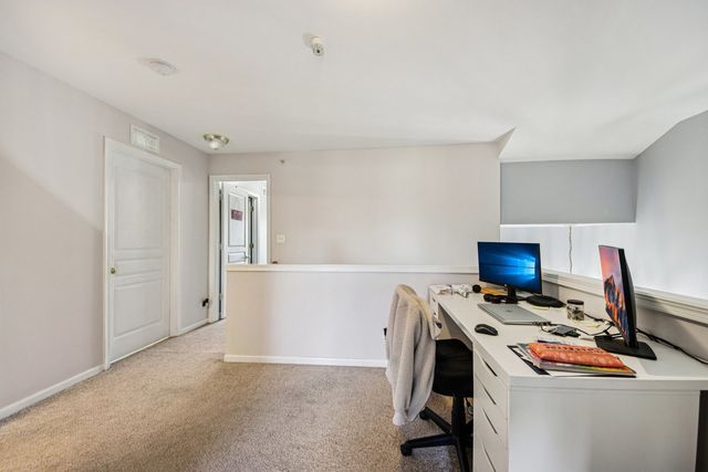 906 Elizabeth Drive, Streamwood, IL 60107