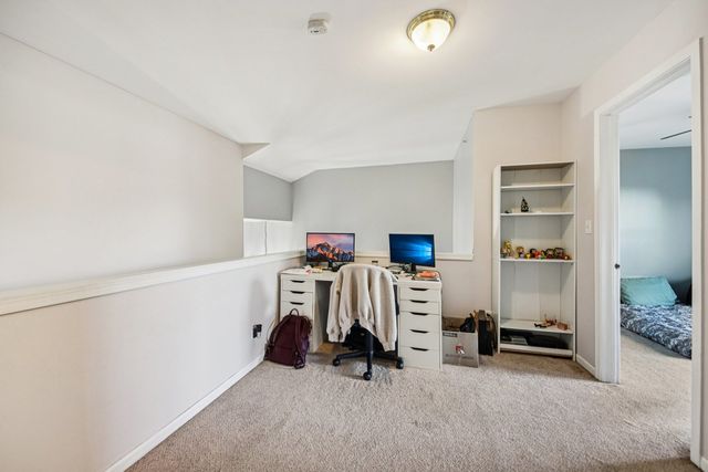 906 Elizabeth Drive, Streamwood, IL 60107