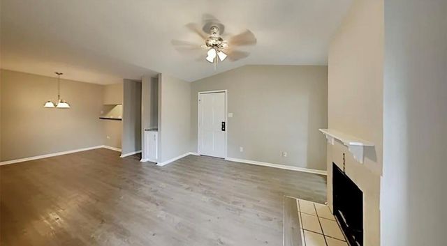 10912 Gulf Freeway 12, Houston, TX 77034