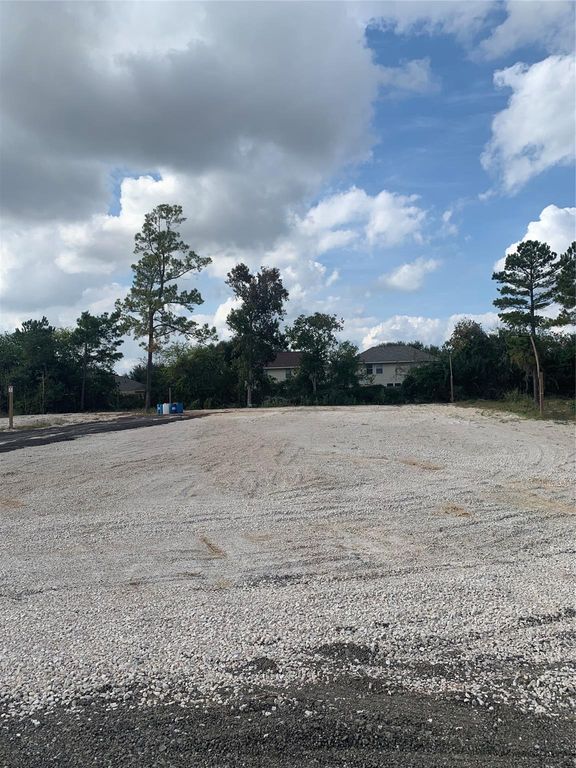 00 W Hardy Road, Houston, TX 77073