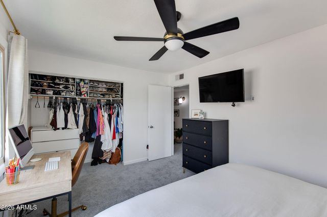 8129 E GLENROSA Avenue, Scottsdale, AZ 85251