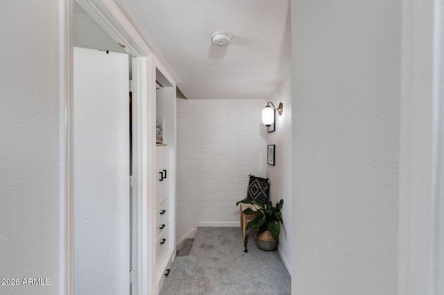8129 E GLENROSA Avenue, Scottsdale, AZ 85251