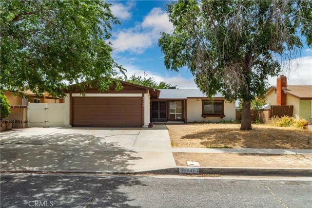 37747 Rudall, Palmdale, CA 93550